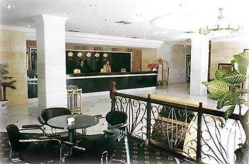 Golden Bridge Hotel Лхаса Екстериор снимка
